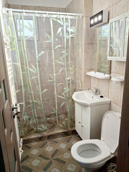 Primaverii, Jean Monnet,